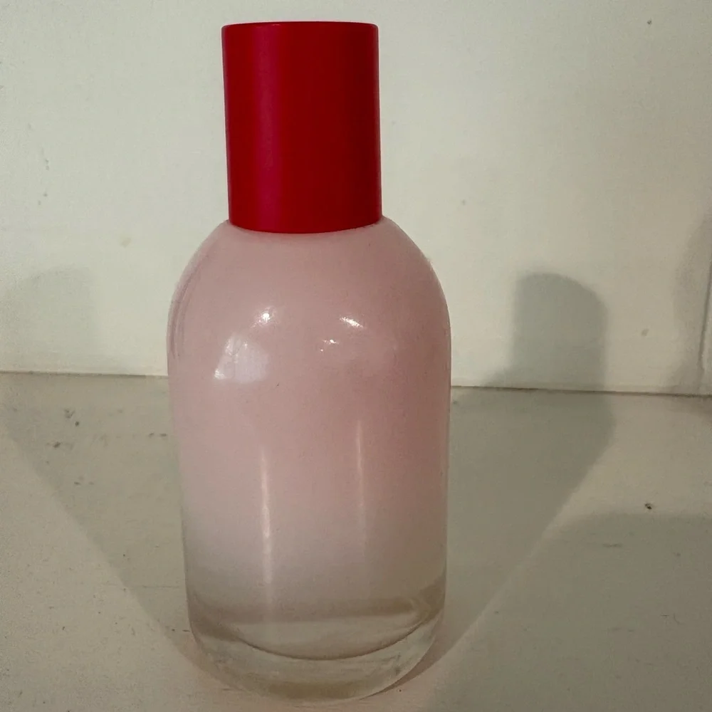 Glossier YOU - Picture 2 of 4